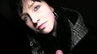 Raven-haired bimbo Brigita Holo fucks for some cash