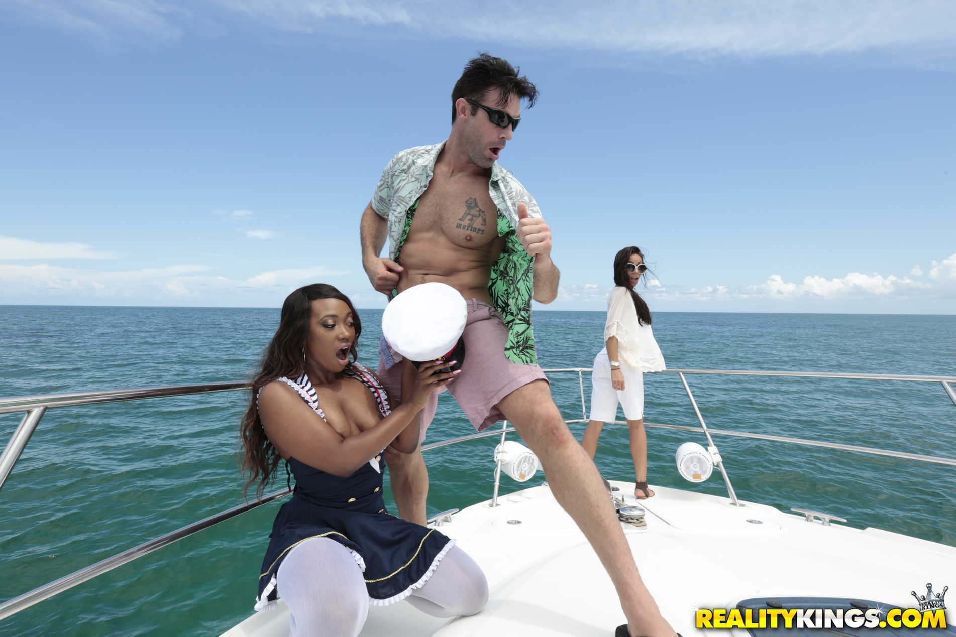 Kayne getting head on boat