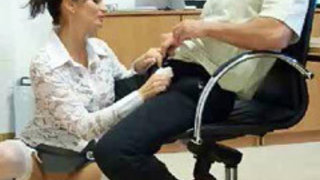 Slutty Office MILF Hump Her Boss Mushroom Head