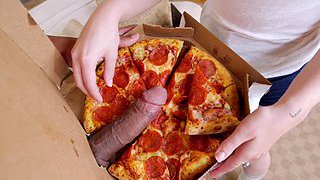 Smoking hot Joseline Kelly gets fucked by pizza delivery man